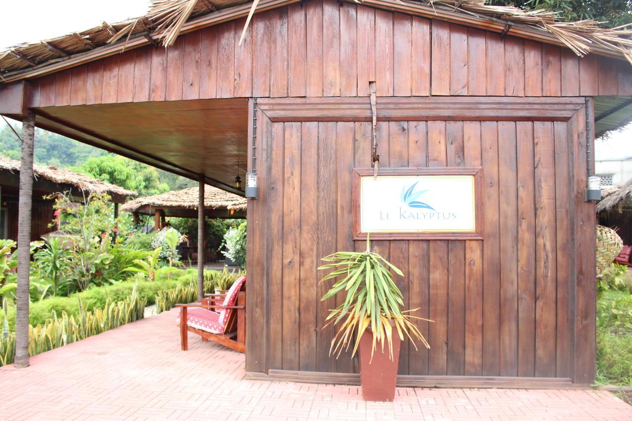 Hotel Le Kalyptus Moroni Exterior foto